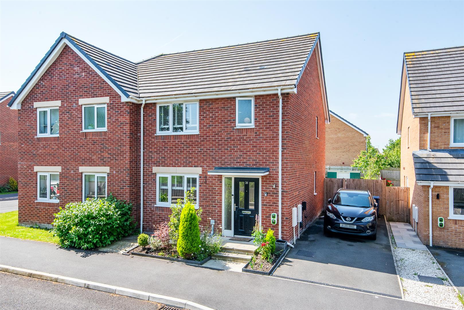 3 bed property in Methuen Drive, Preston